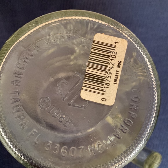 Collectible Vintage Centennial 1886/1986 Statue of Liberty Clear Glass Mug - Picture 9 of 9